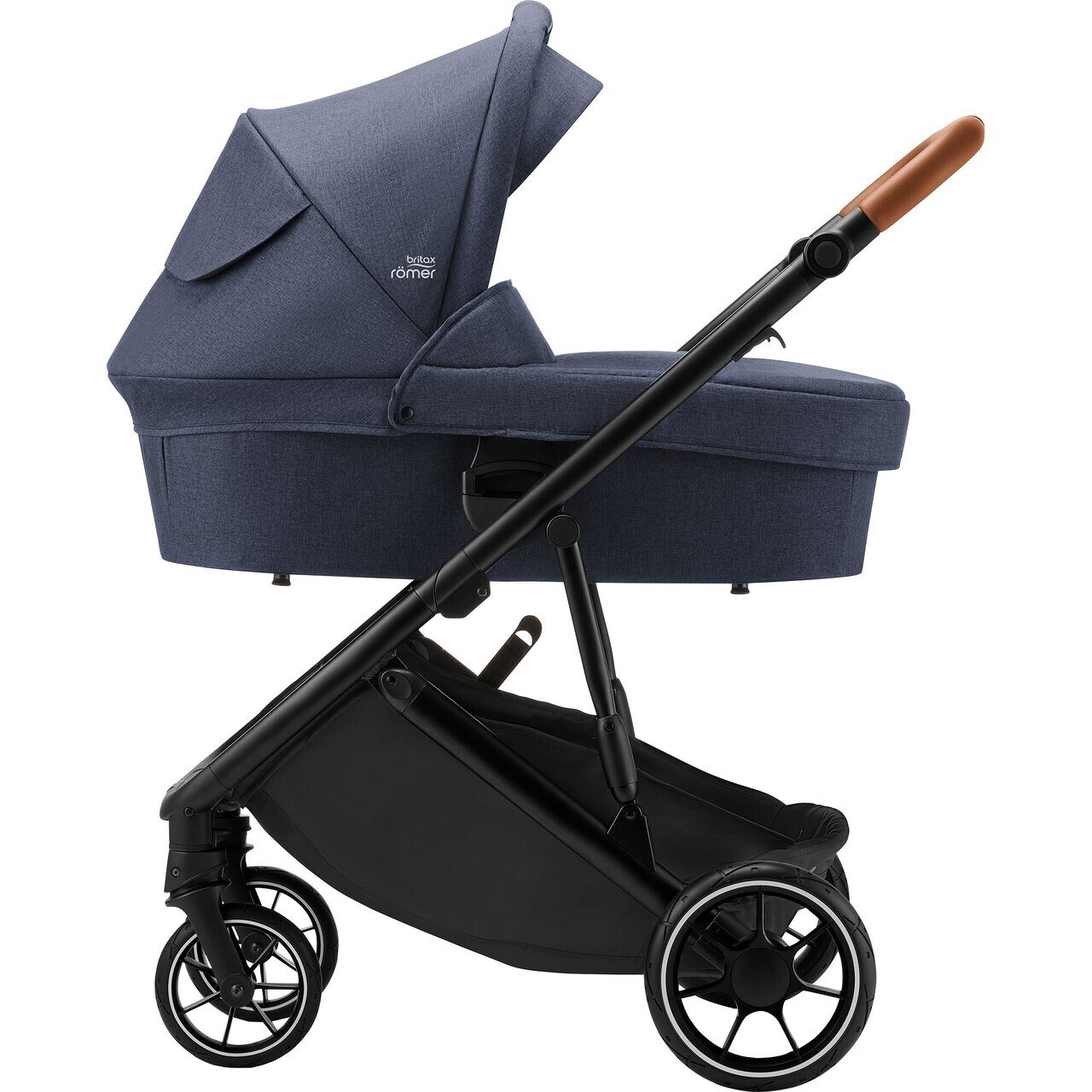 Web-version_STRIDER_M_NavyInk_01_HardCarrycot_2021_72dpi_2000x2000