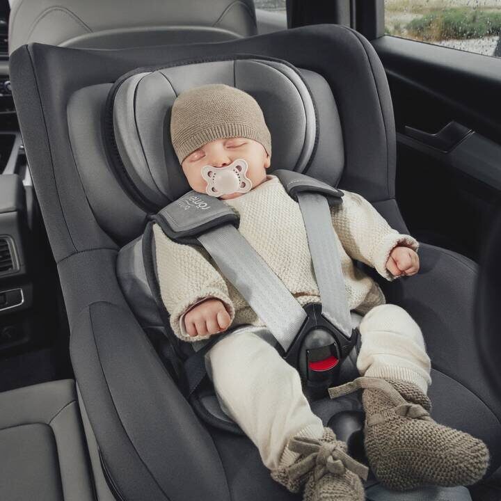 LIFESTYLE_CS_DUALFIX_PRO_Feature_NewbornProtection_2023_300dpi_result1